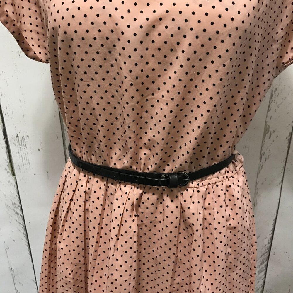 Bordeaux Los Angeles lightweight dress in peach and black polka dots.  W/belt L - Picture 3 of 13